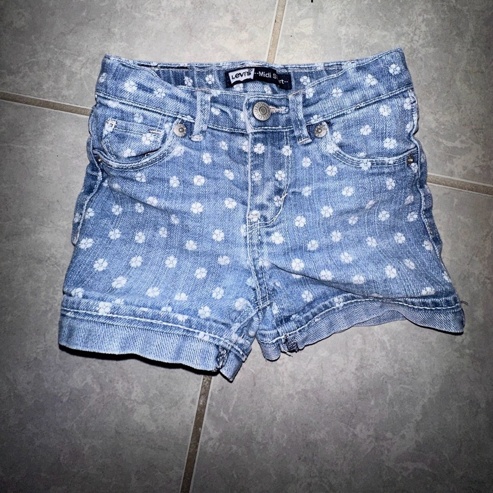 2T floral Levi jean shorts